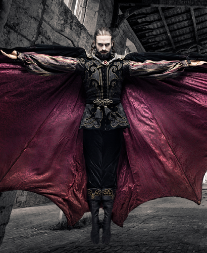 Season 60 Tess Thumb Dracula.png